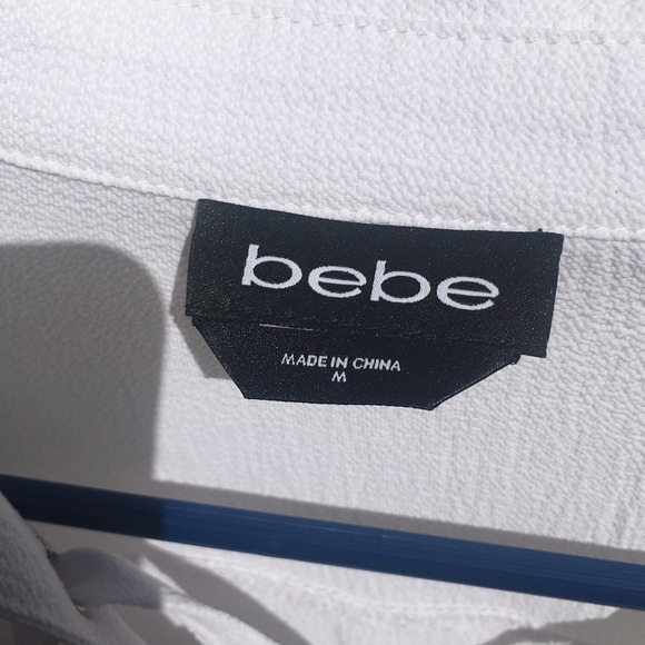 Bebe blouse with tie up front collar - Picture 2 of 2